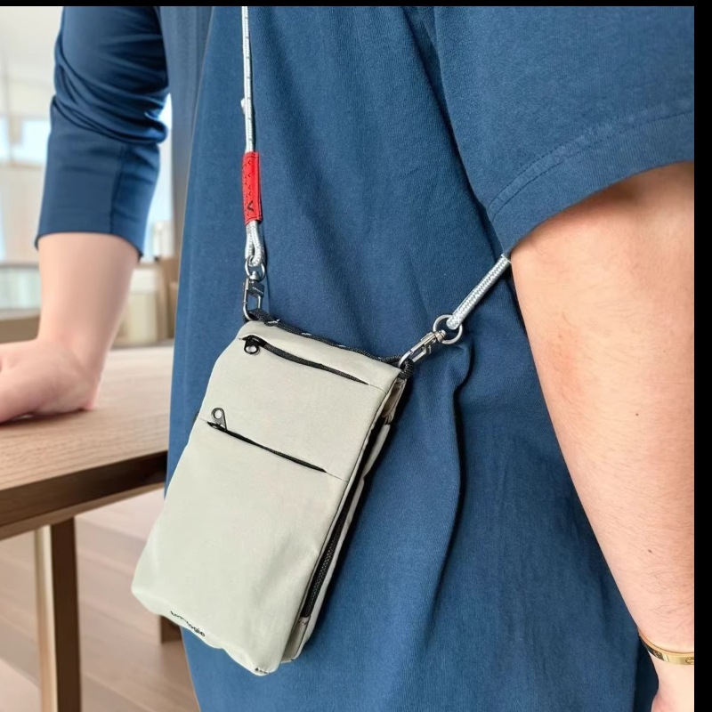 Travel Accessories And Bags - Erkekler İçin Dar Kesim Çapraz Askılı