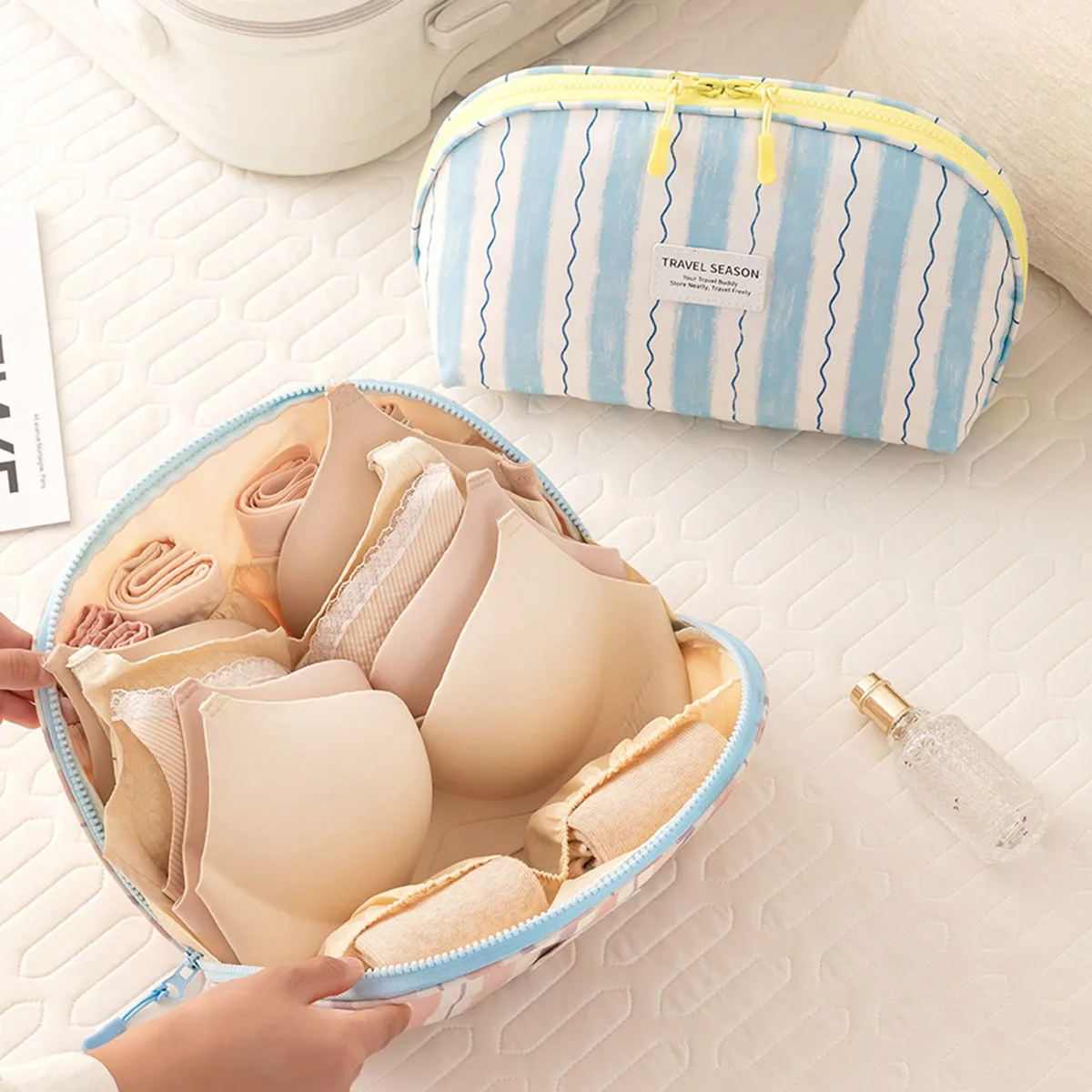 Travel Accessories And Bags - İç çamaşırı saklama çantası taşınabilir çok